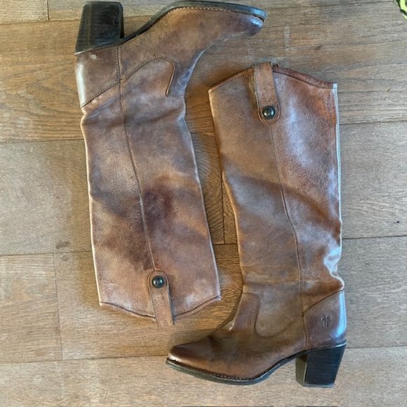 Frye Jackie Button Washed Antique Pull Up Leather Boots | Size 6 | Cognac - Picture 2 of 8